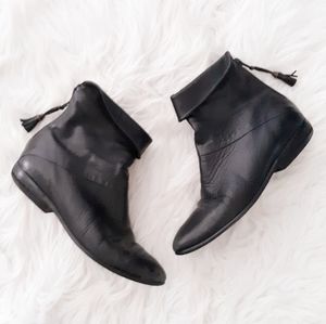 90s VTG Leather Ankle Boots